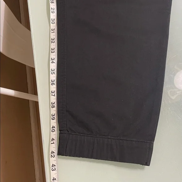 Levi's Men's Black Joggers - Picture 2 of 13